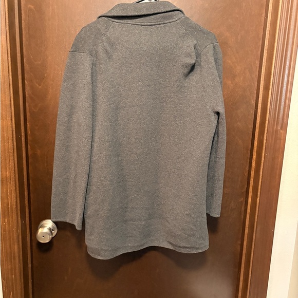 Quince Charcoal Women's Blazer - Picture 6 of 6